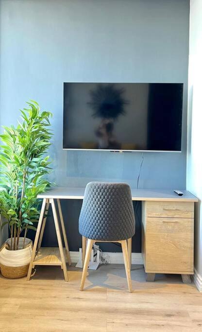 Skyline Views Stylish Studio With Pool, Parking No Load Shedding Кейптаун Екстер'єр фото
